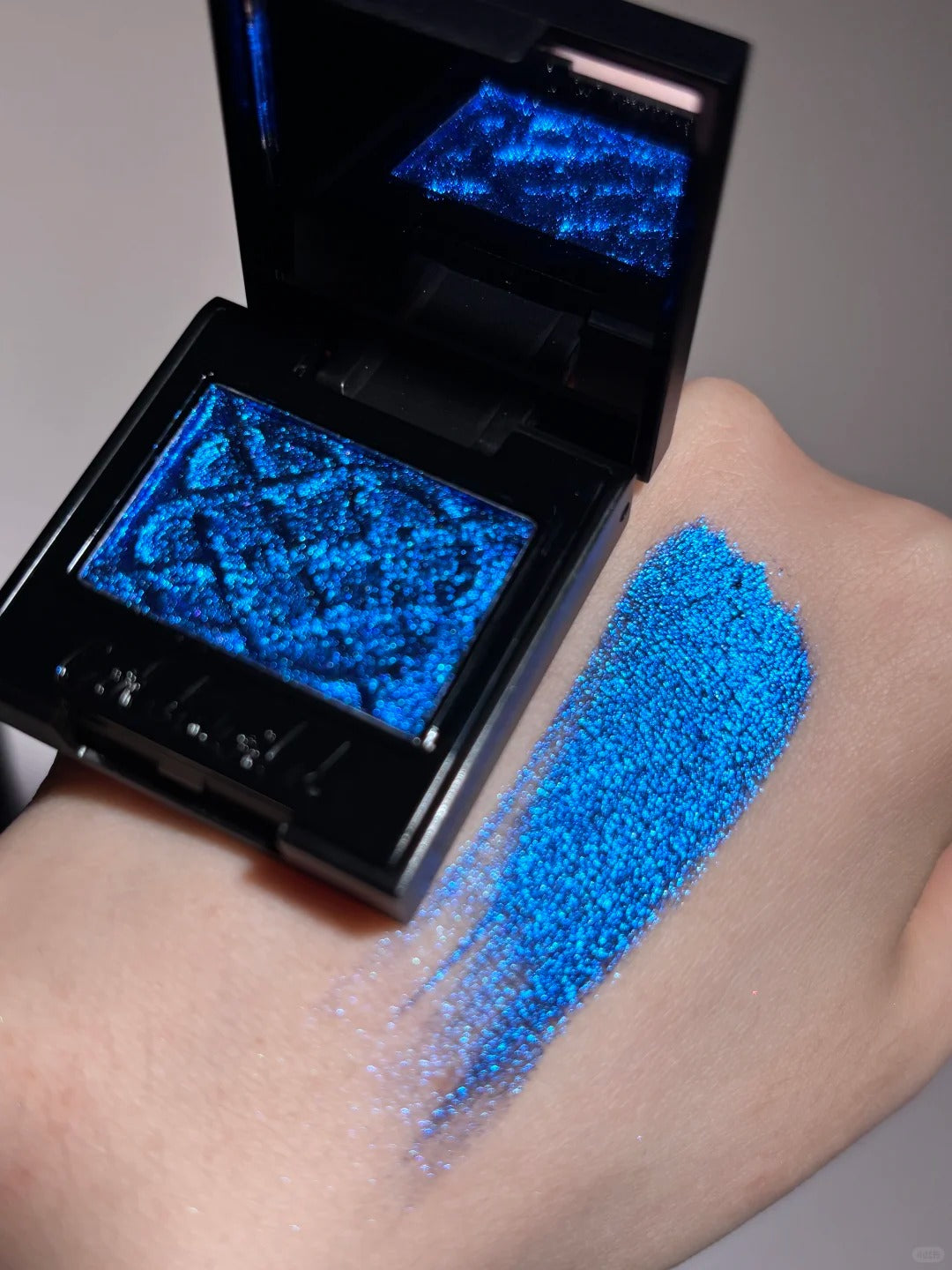 Cold N Wild Super Chameleon Eyeshadow #Midnight Blue T6048