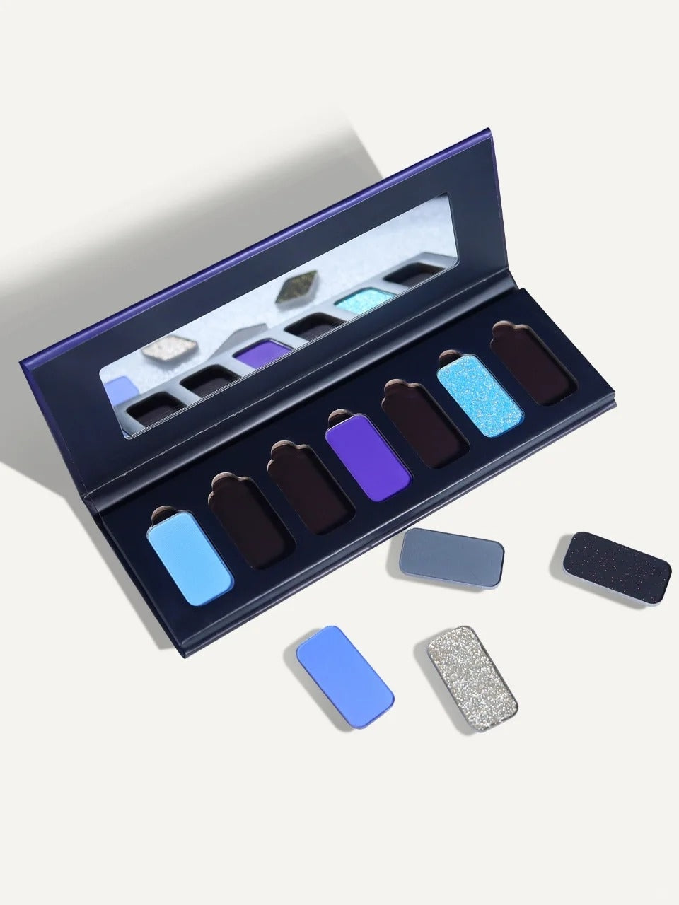 YIZHI Cloud Garden Collection Chameleon Eyeshadow Palette #Quiet Words T4995