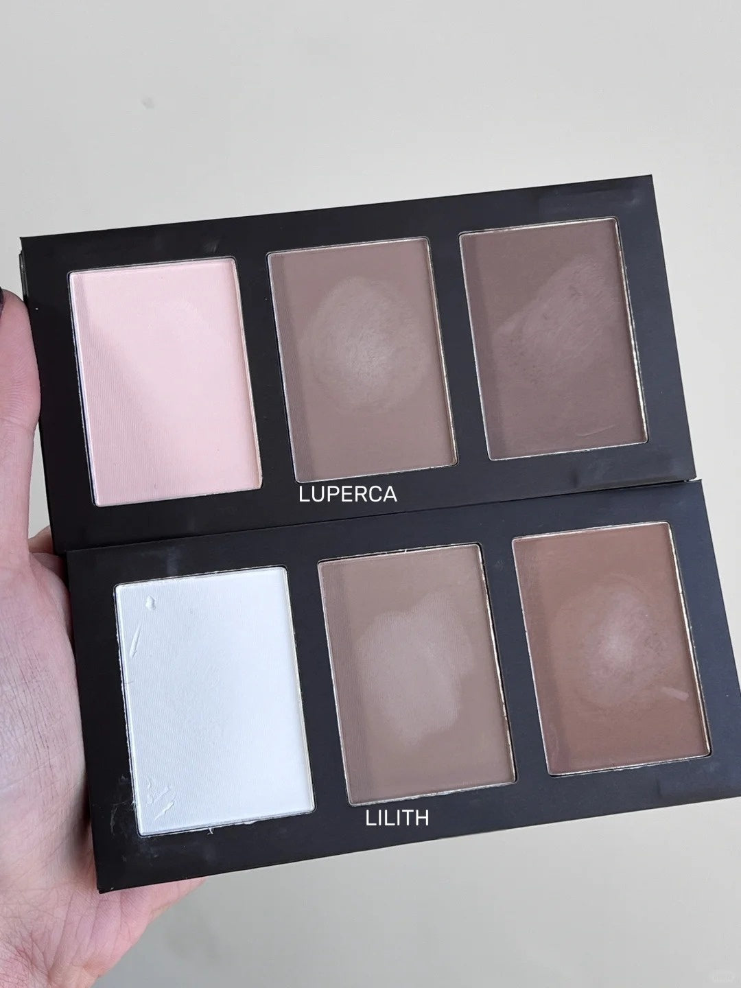 SHELLWE MAKEUP Lilith Luperca 3-color Highlighter Contour Palette T4430
