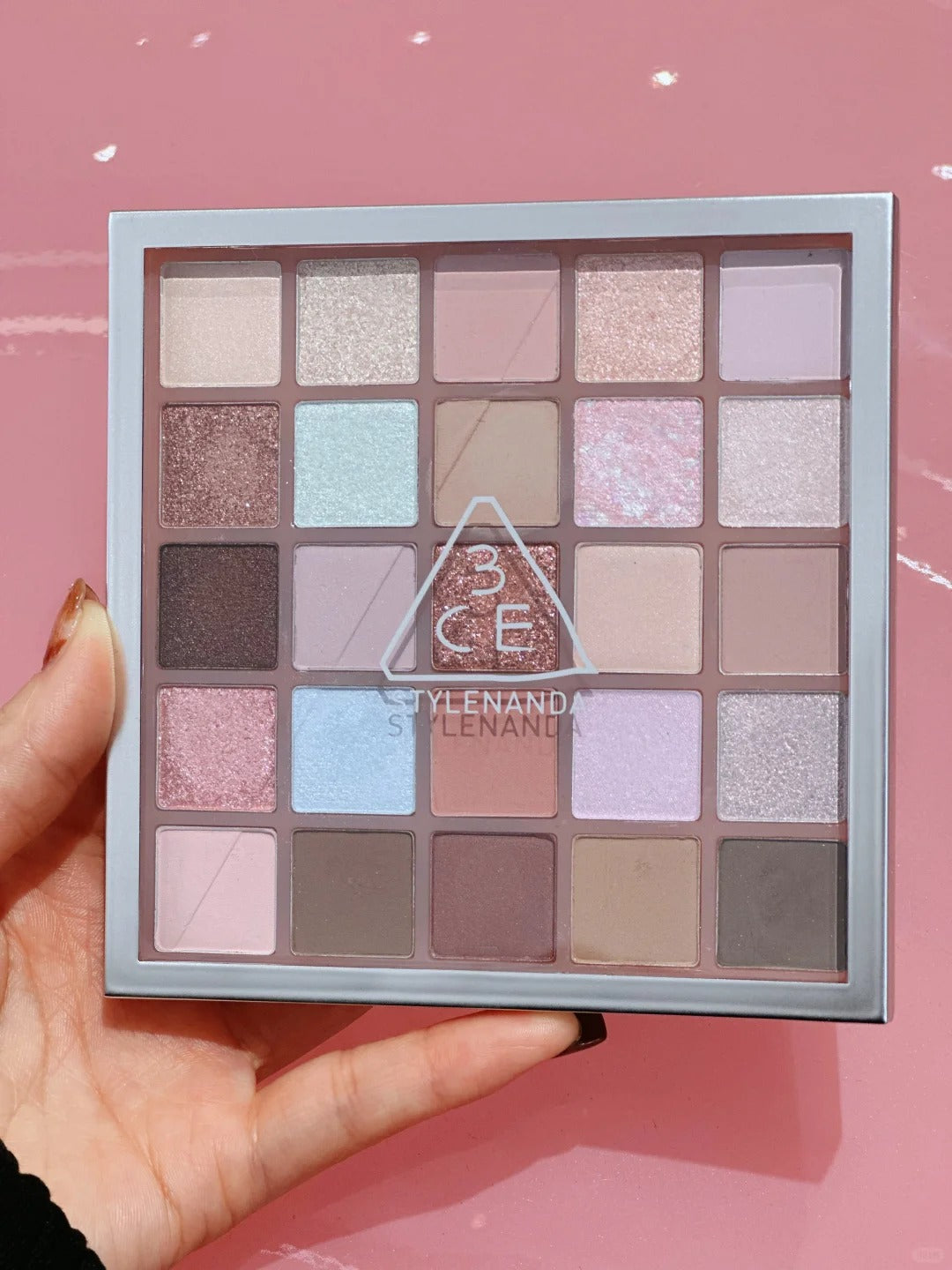 3CE Mood Shifter 25 Colors Fantastic Eyeshadow Palette T4355