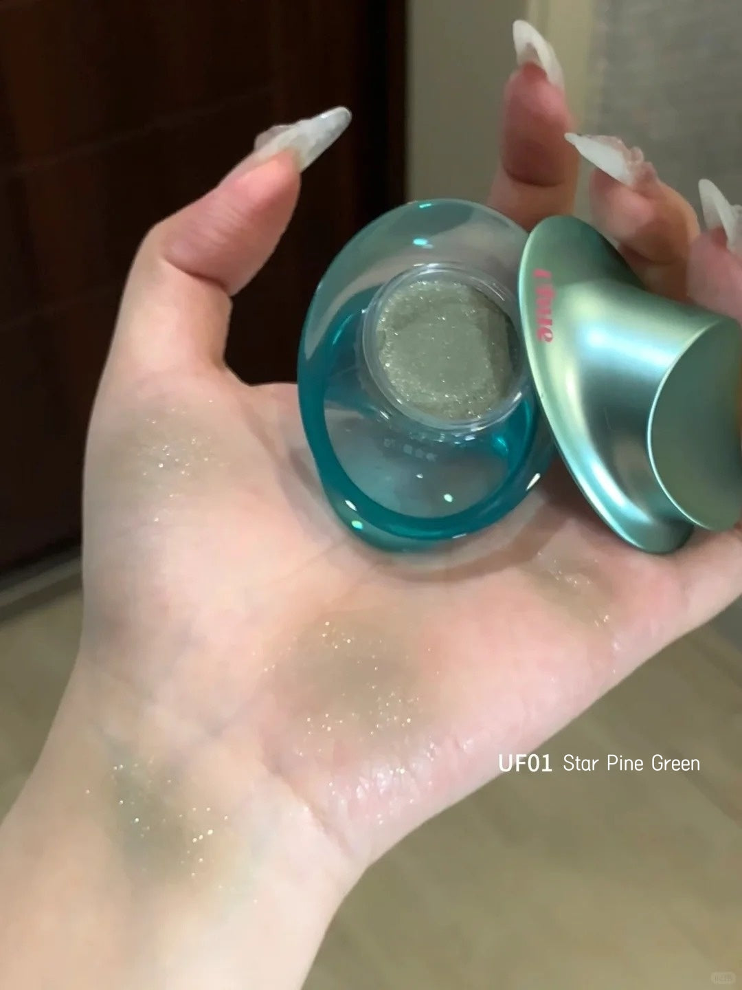 Uhue Multi-Use Makeup Cream for Blusher & Eyeshadow & Lipstick T4757