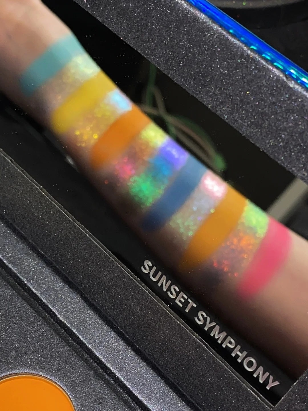 KRYPTEIN COSMETICS Sunset Symphony Chameleon Eyeshadow Palette T4756