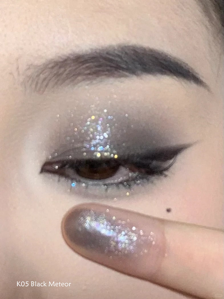 Uhue Y3K Millennial Matte & Pearlescent Eyeshadow Cream T4107