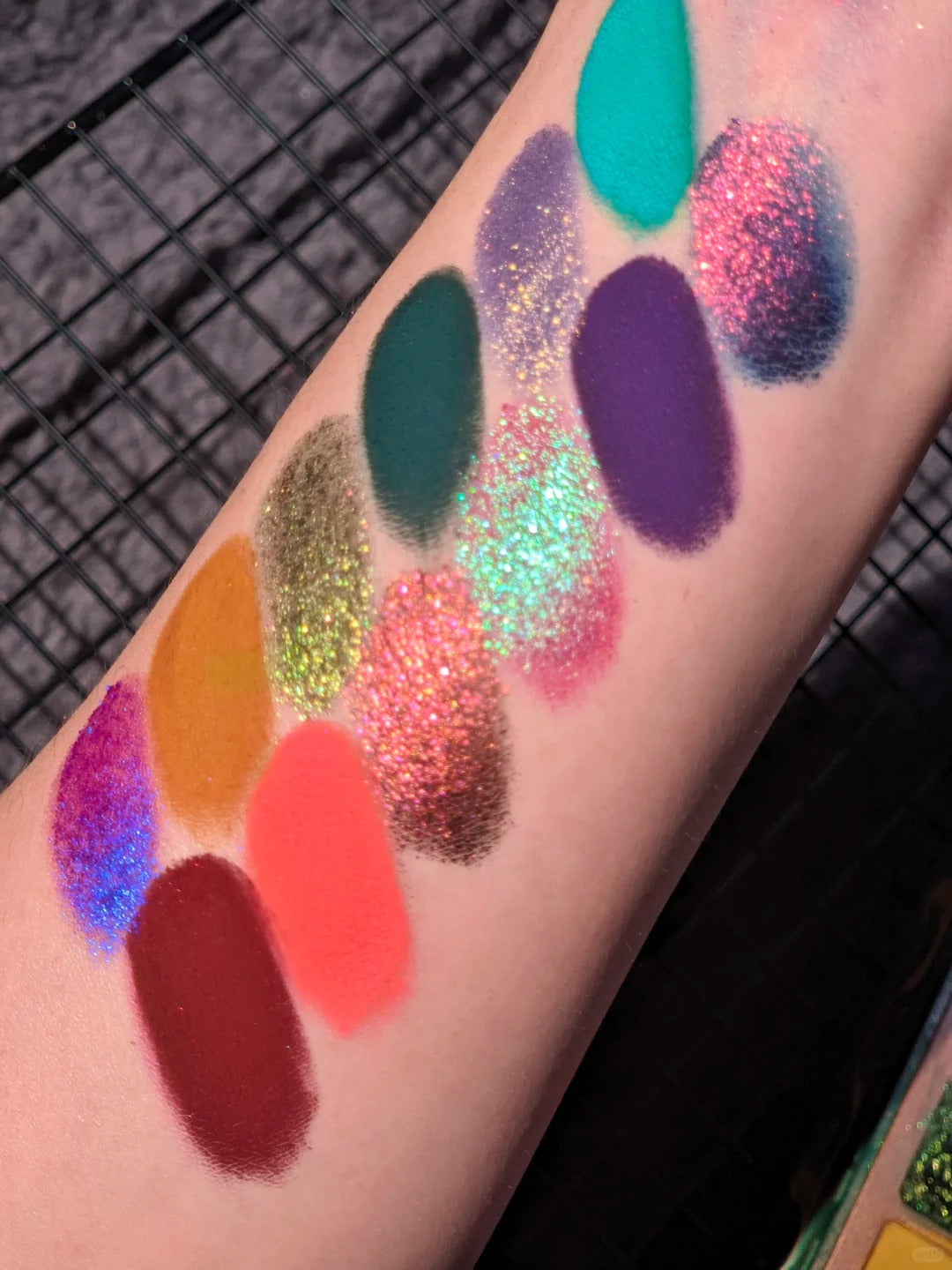 SUGAROCK Epic Edge 12 Color Eyeshadow Palette T5351