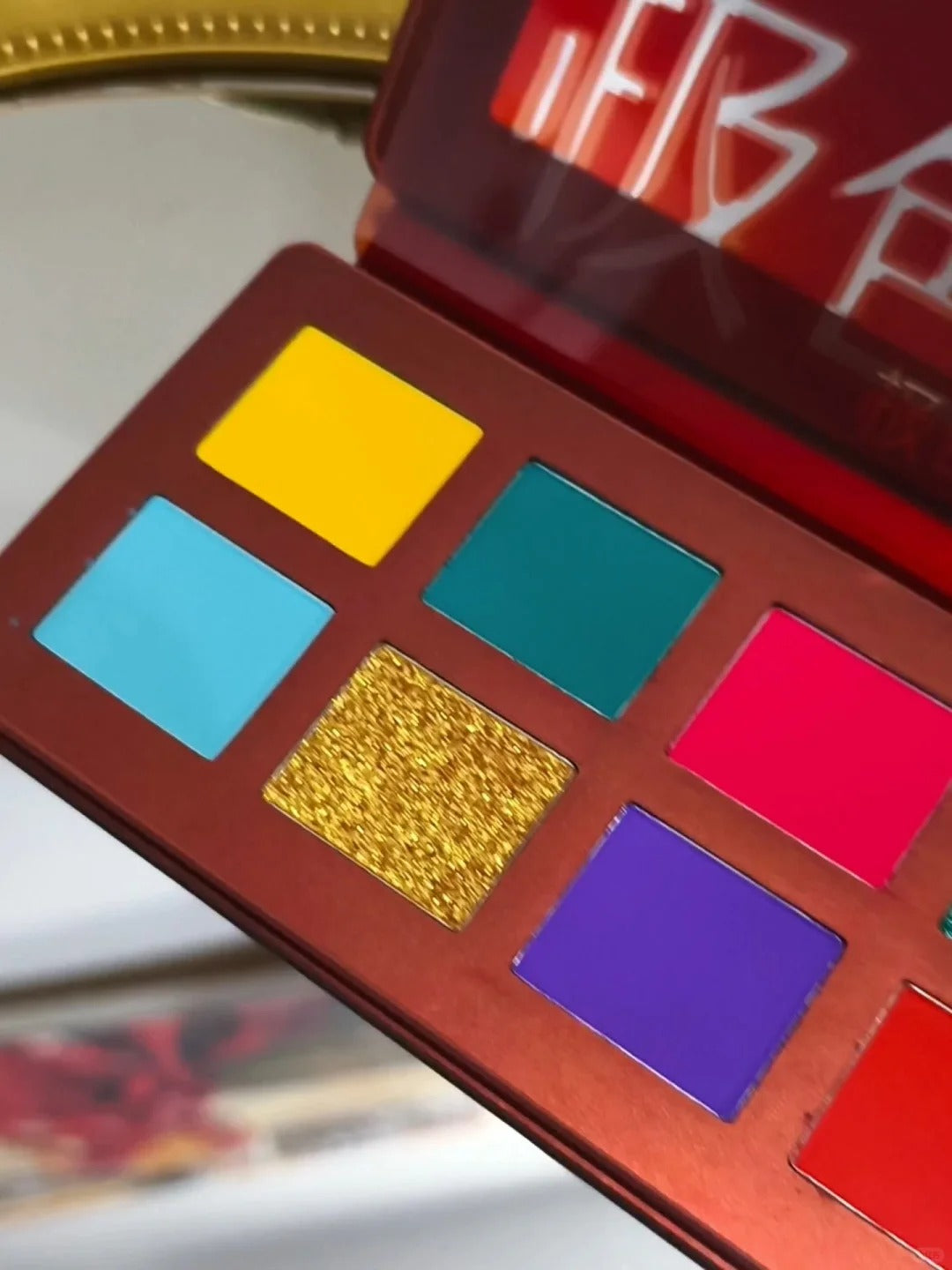 JSZH Shine On Stage Matte & Pearlescent Eyeshadow Palette T4204