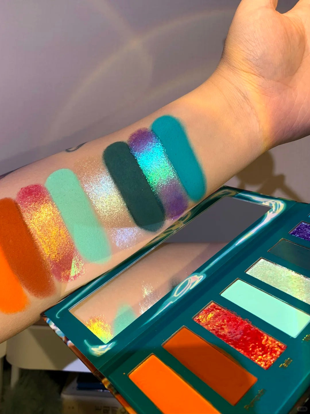 Narimi Pumpkin Spice 8-Color Chameleon Eyeshadow Palette (9.0) T5292