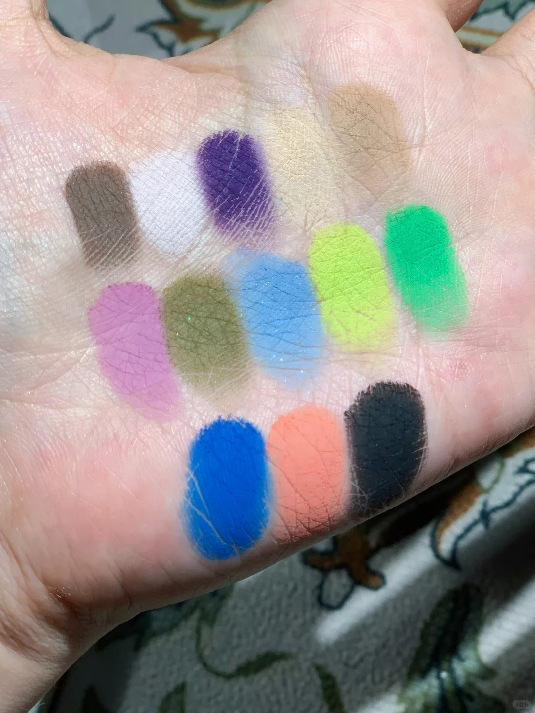 CHOIZ BEAUTY Natural Wonders Collection 24-color Eyeshadow Palette  T5512