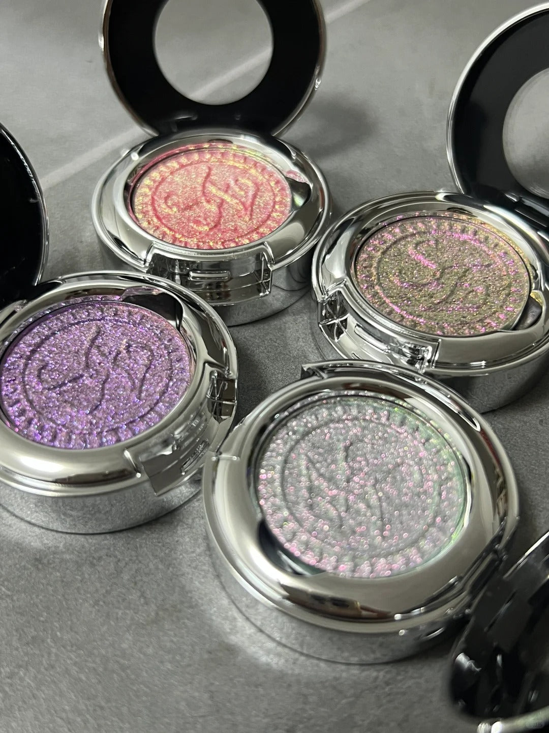 SheenEffect Magical Chameleon Eyeshadow #Heartbeat T4632