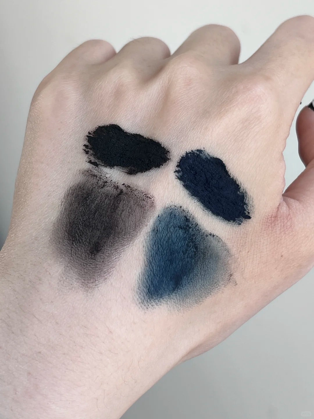 SHELLWE MAKEUP X freya86 PUNK BUNNY Denim Lip Mud 2 Pcs Set T4937