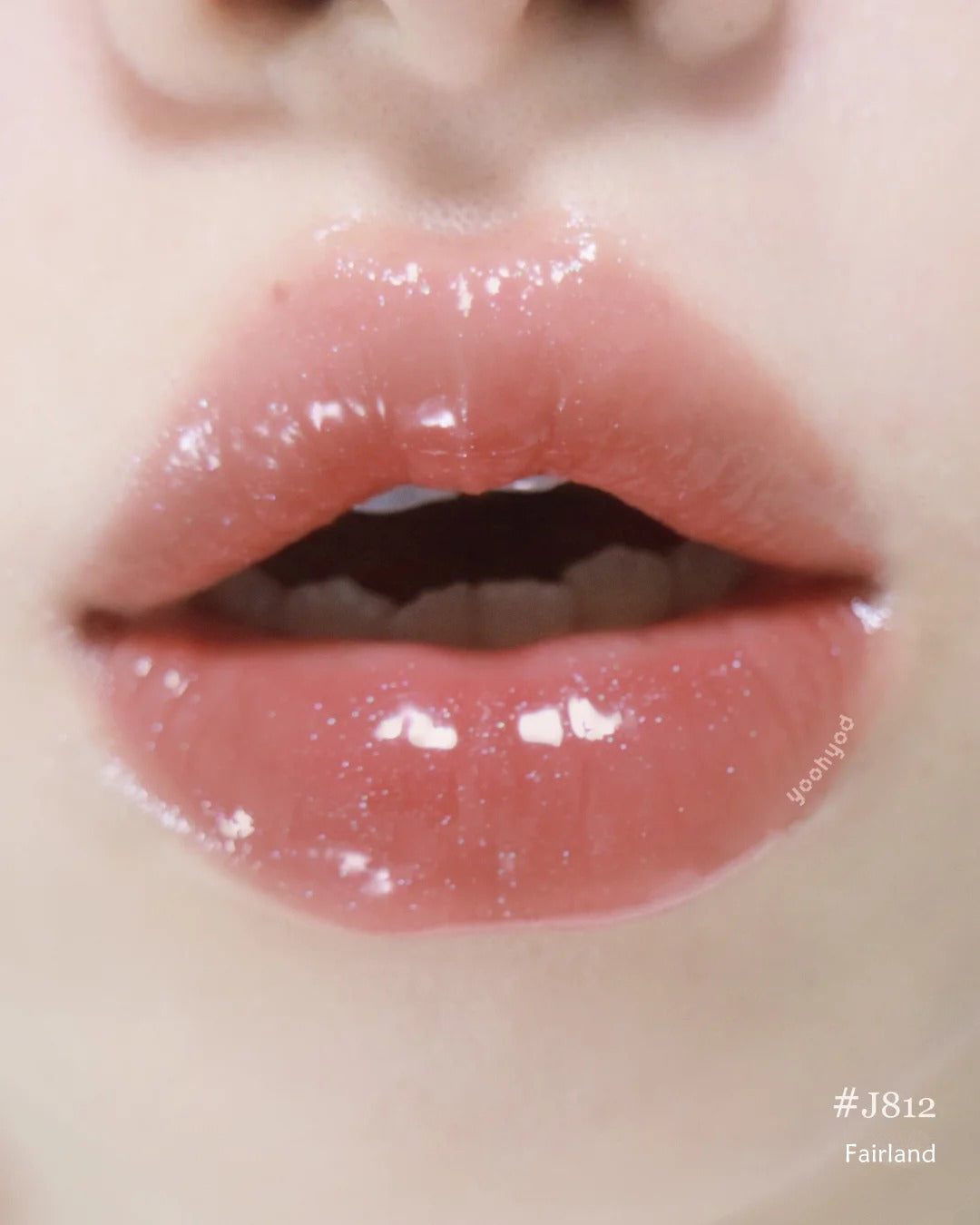 Girlcult Peach Festival Collection Fantasy Chameleon Mirror Lip Gloss T4104