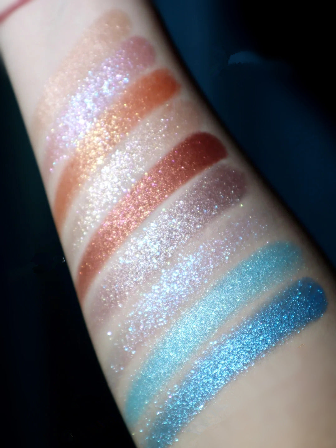 Heir Wonderland 18 Colors Eyeshadow Palette T3862