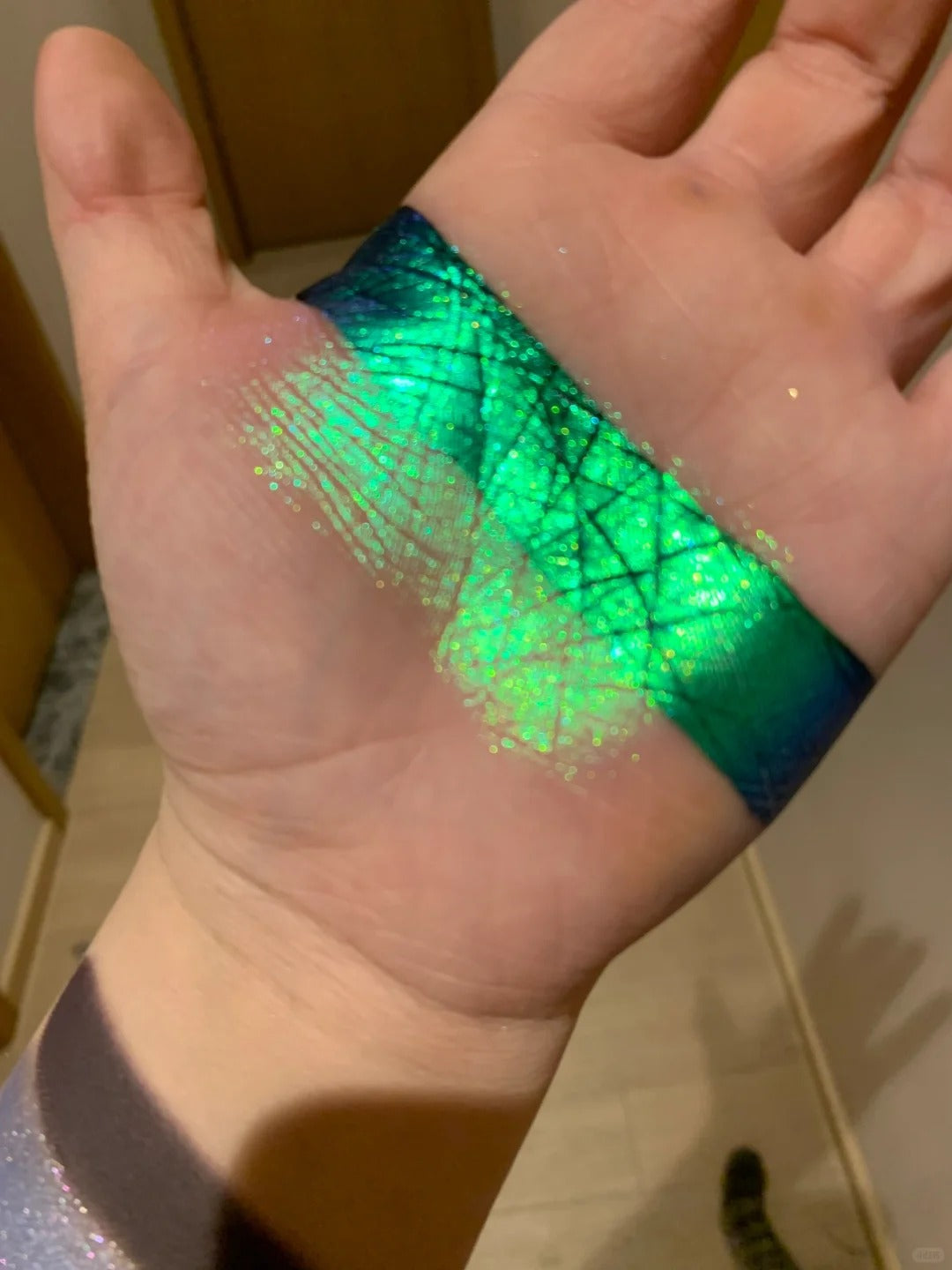 Narimi One-Eyed Count 8-Color Chameleon Eyeshadow Palette (8.0) T4618