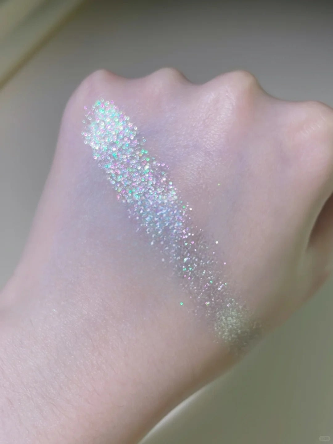 KRYPTEIN COSMETICS Emerald Chameleon Highlighter T5154