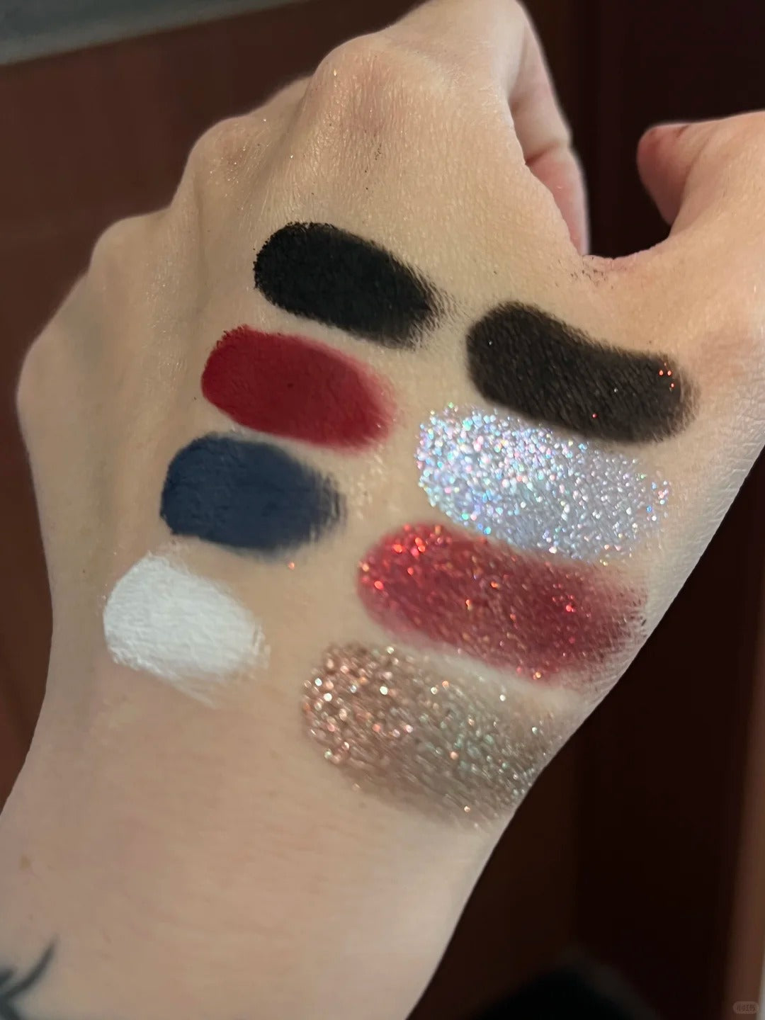 SHELLWE MAKEUP X freya86 PUNK BUNNY Chameleon Eyeshadow Palette T4936