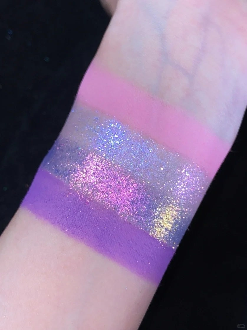 KRYPTEIN COSMETICS 12-Color Chameleon Eyeshadow Palette Secret Garden II (Pink) T4445