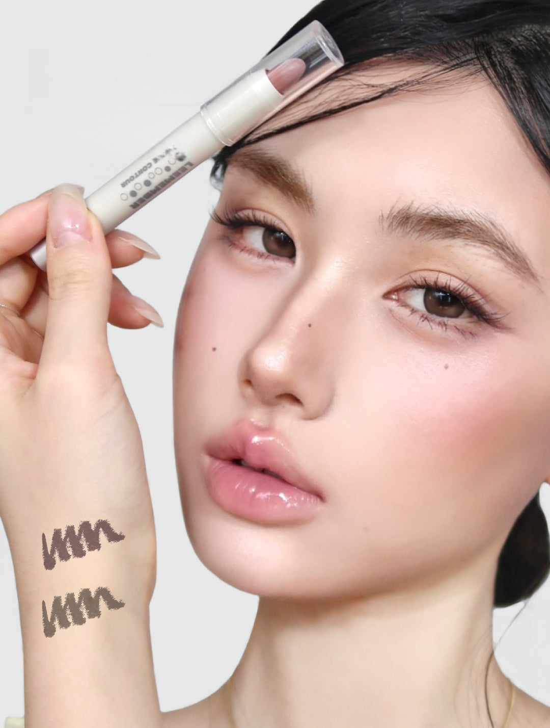LEEMEMBER Long-wear Smooth Nose Contour Stick T5132
