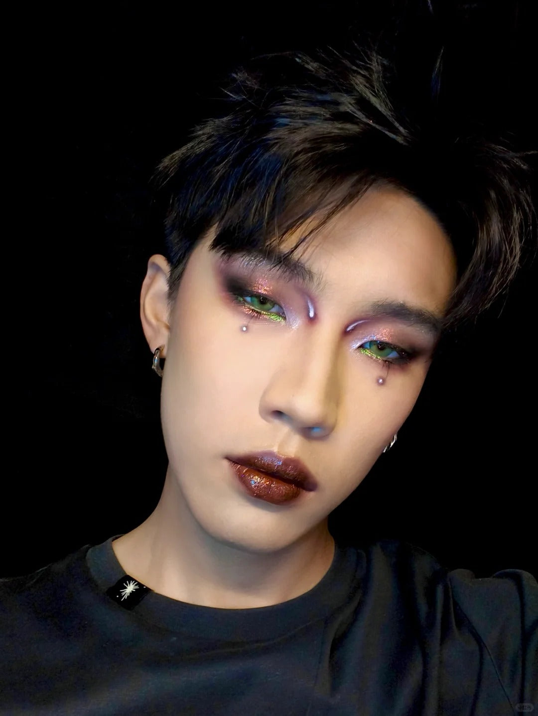 MuWen Dead Leaf Butterfly 9 Colors Chameleon Eyeshadow Palette T4576