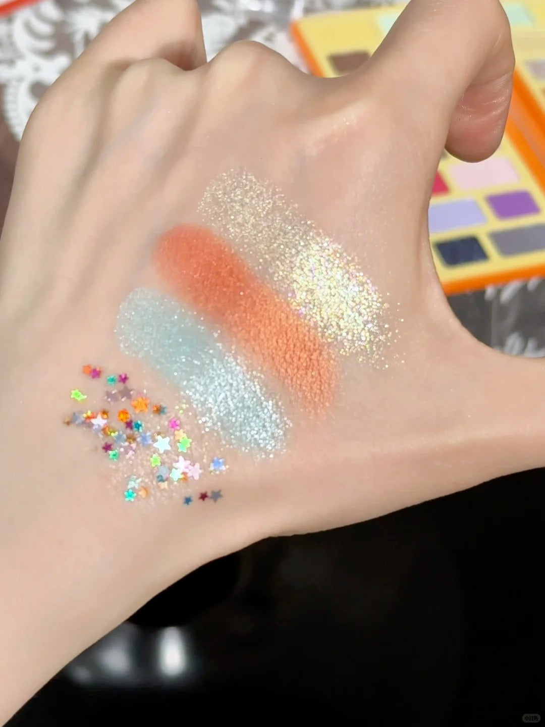 QianYan  Children's Day Collection 16-color Eyeshadow Palette T5754