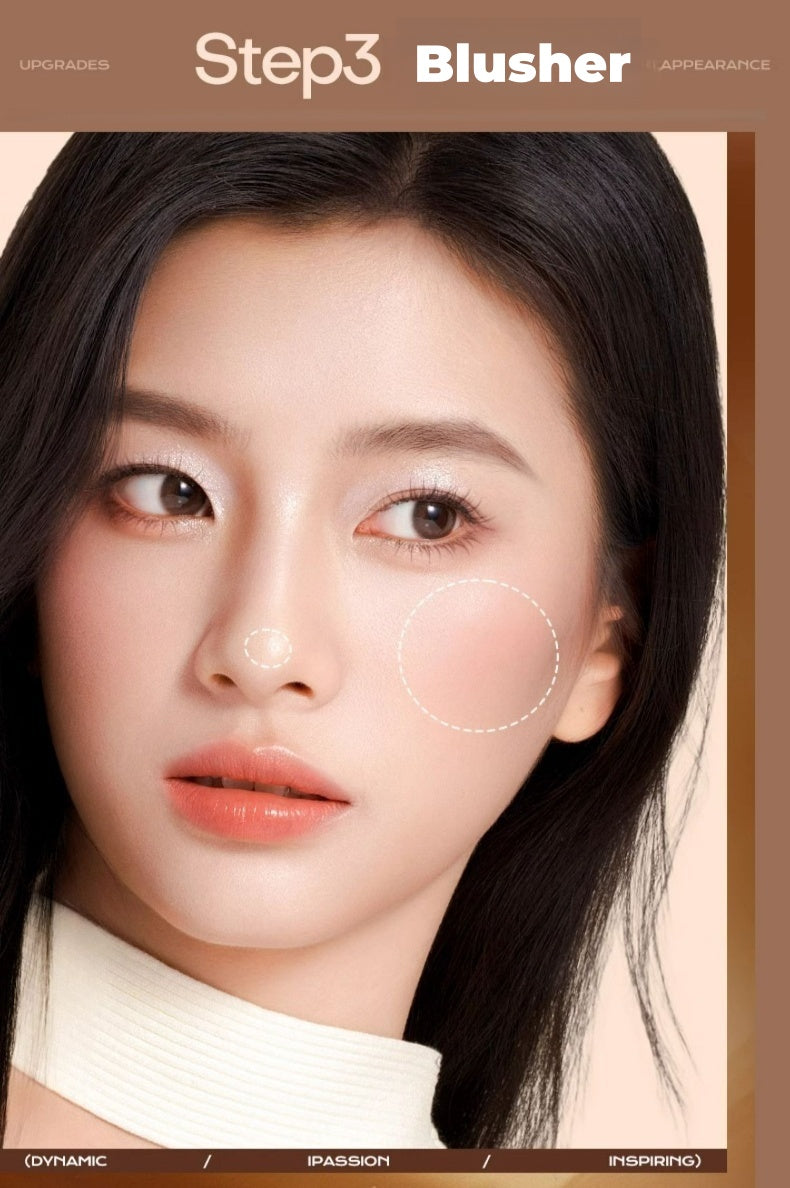 MISTINE Thai Milk Coffee Alt-i-en makeuppalette T4452