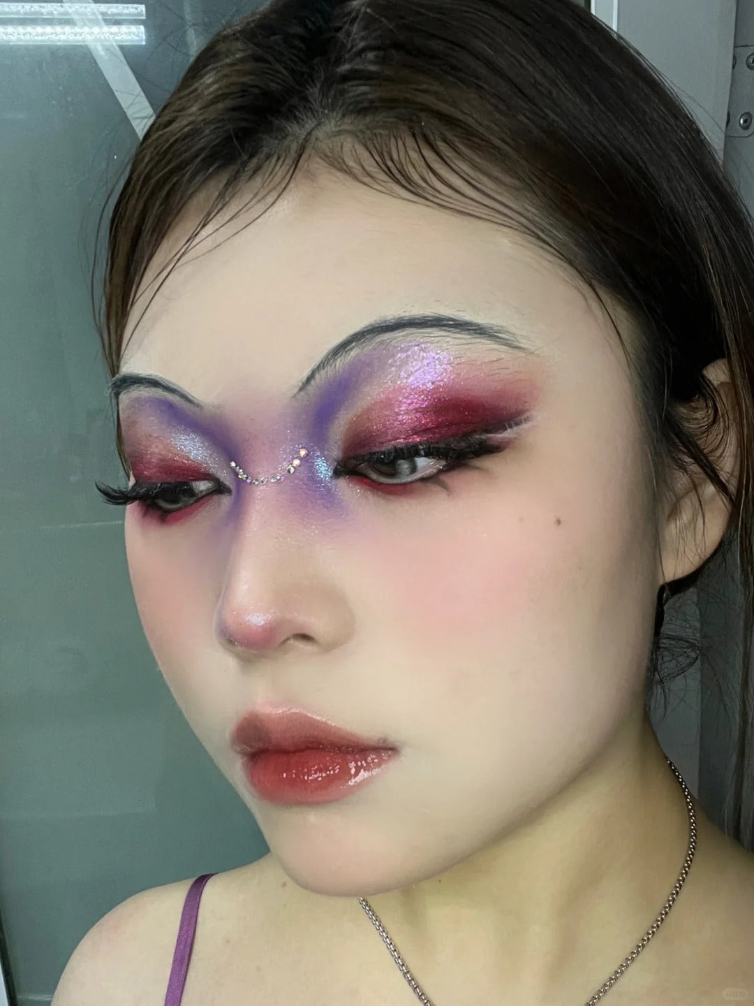 Narimi Fireflies In Dark Night 8-farvet øjenskyggepalette (6.0) T3840