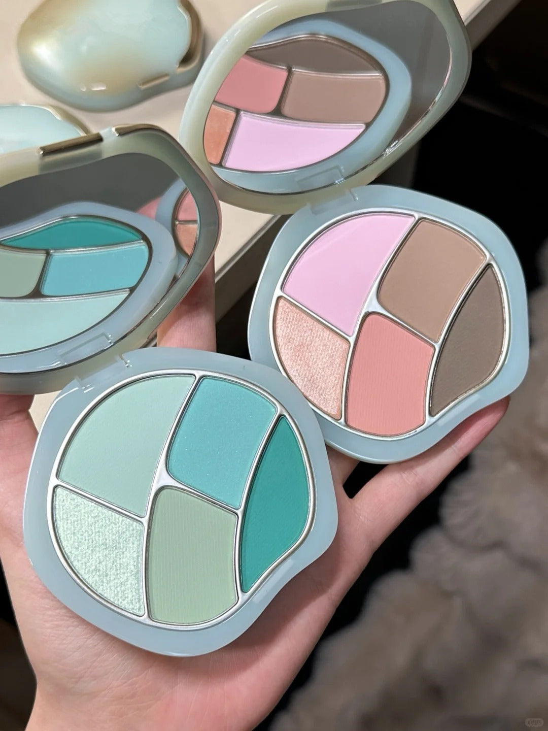 TIMAGE Wave Of Classic 5 Colors Eyeshadow Palette T4126