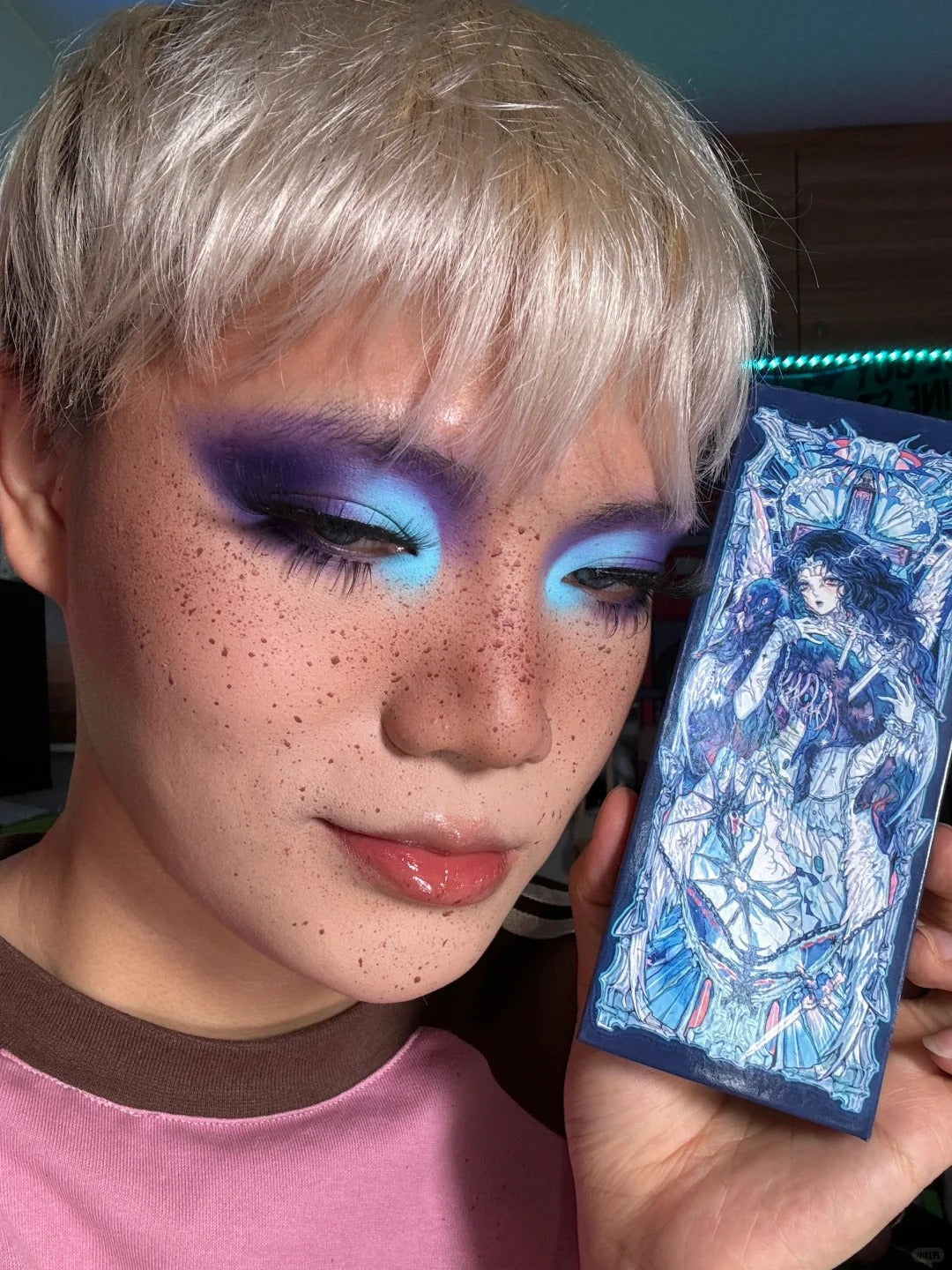 Narimi Blue Twilight Dawn 8-Color Eyeshadow Palette (6.0) T3947