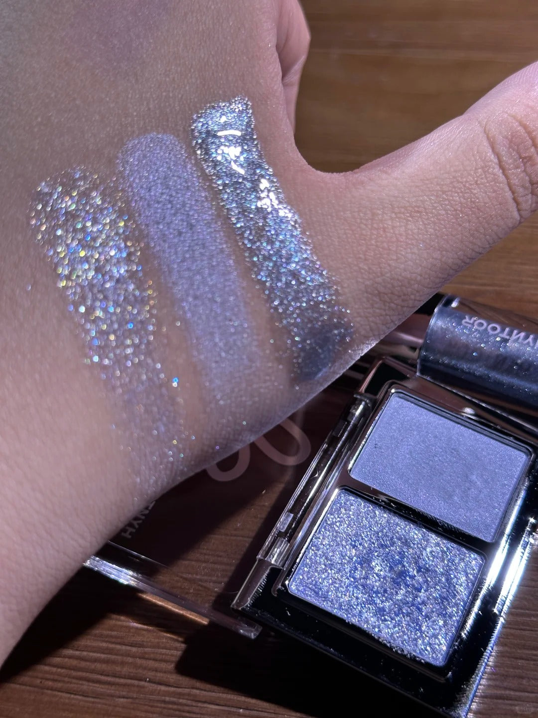 HYNTOOR Christmas Collection Eyeshadow & Lip Gloss Gift Box T5324