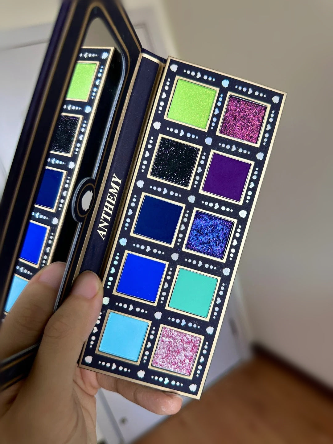 ANTHEMY Creatures Atlas Collection All-In-One 4 Pcs Eyeshadow Palette Set (2.0) T4144