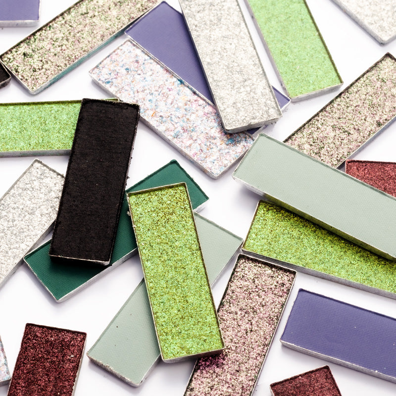 CHARM VARY Savage Growth 9-Color Chameleon Eyeshadow Palette T4728