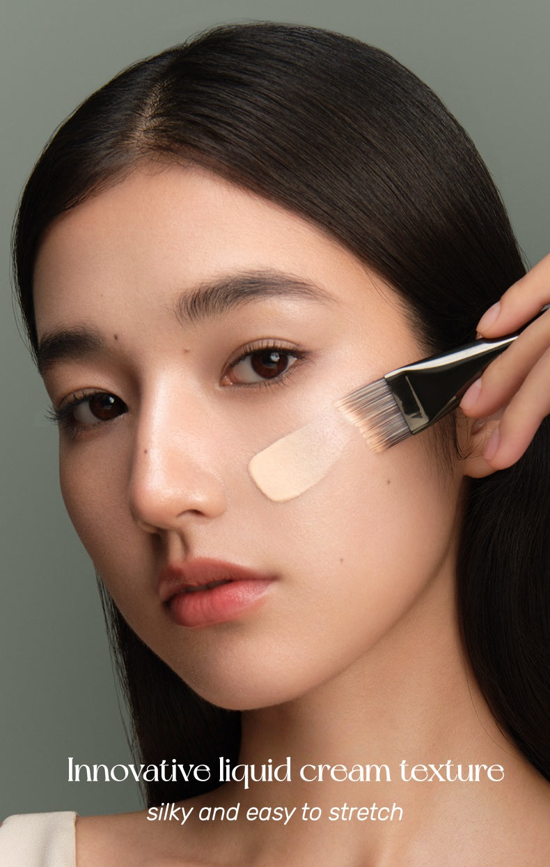 RED CHAMBER Plant Extracts Moist 83% Essence Liquid Foundation T5289