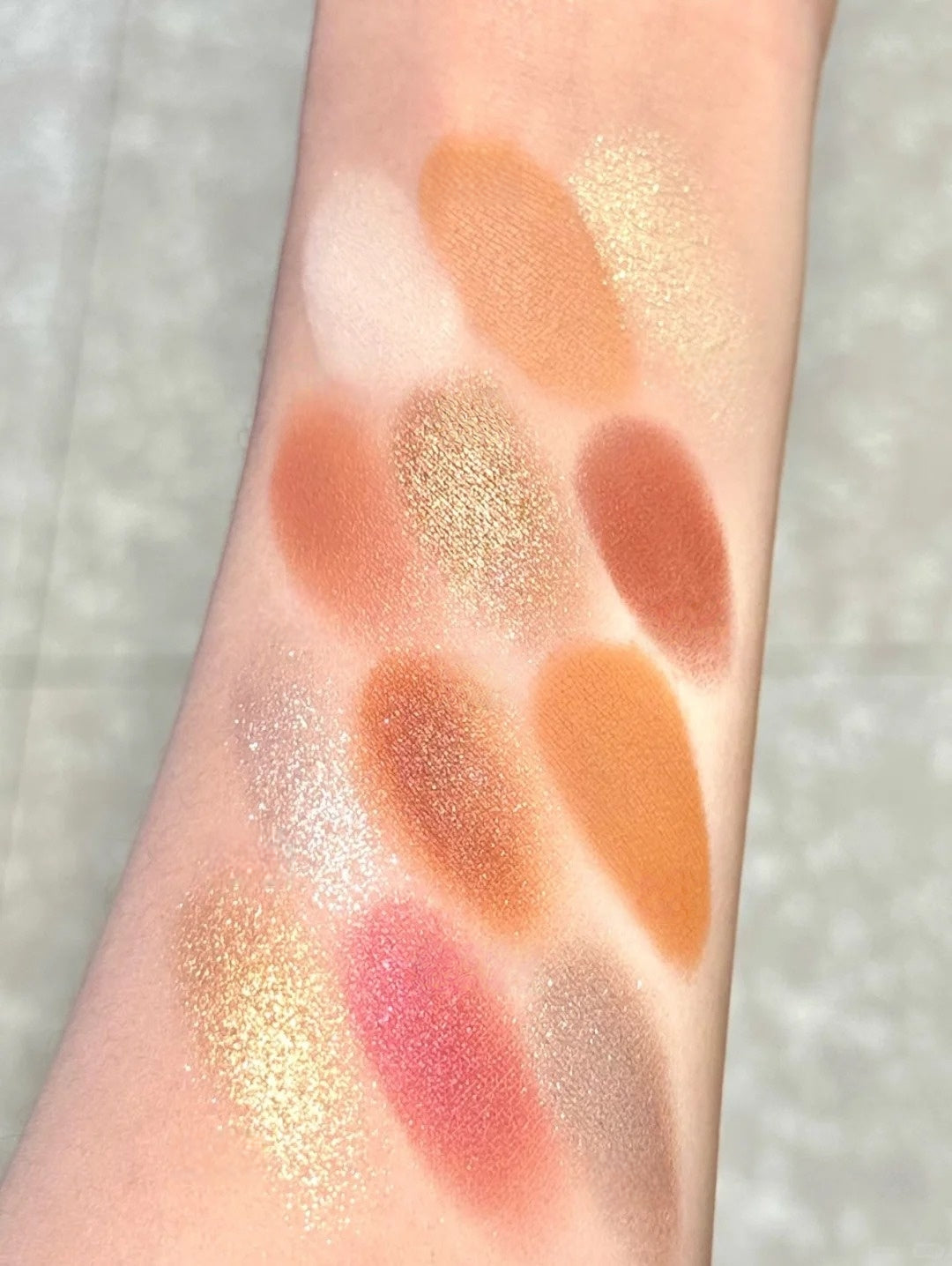 Perfect Diary X Discovery Chestnut Horse Eyeshadow Palette T5176