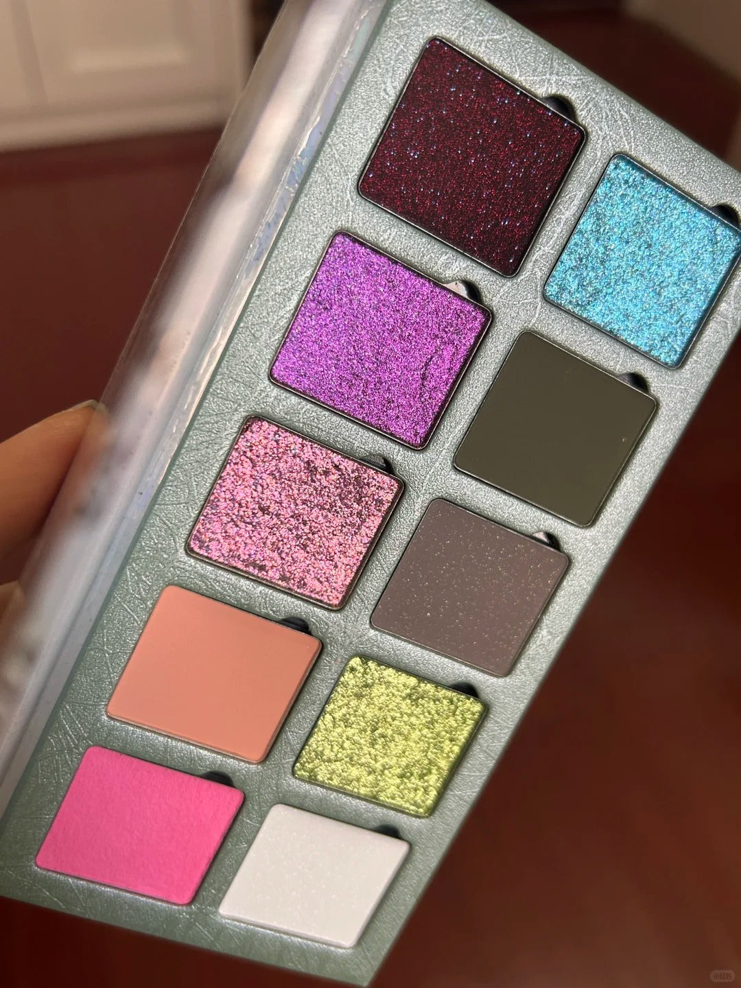 DRAMO X LAOGU Multiverse Eyeshadow Palette #9 Magic Mushroom T6070