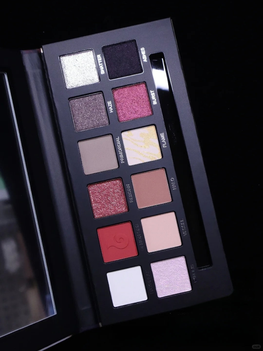 PERFECT DIARY X Nezha 12-color Eyeshadow Palette T5258
