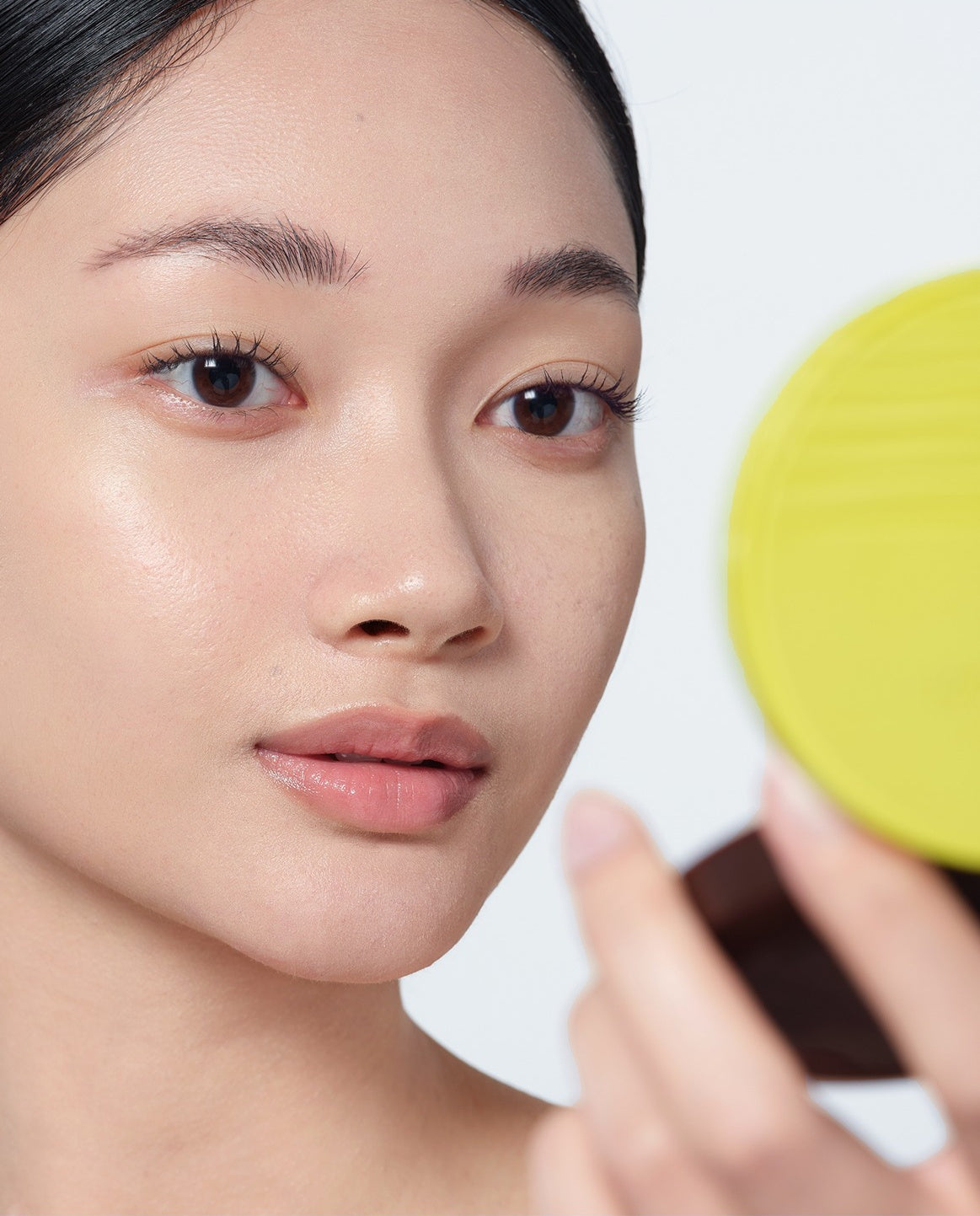 NUSCENTS Coucou Collection Essence Air Cushion Foundation T5744
