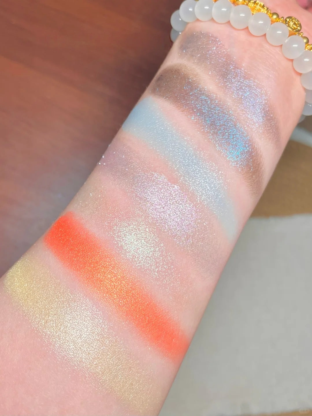 QianYan  Children's Day Collection 16-color Eyeshadow Palette T5754