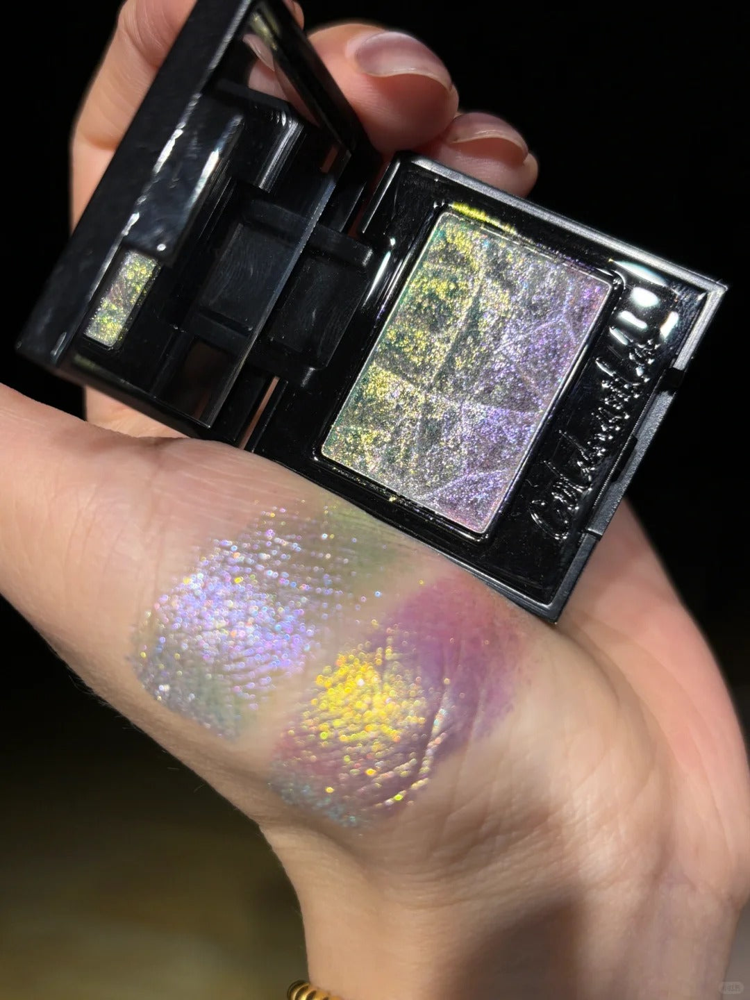 Cold N Wild Gradient Chameleon Eyeshadow #Smoke Sunset T5109