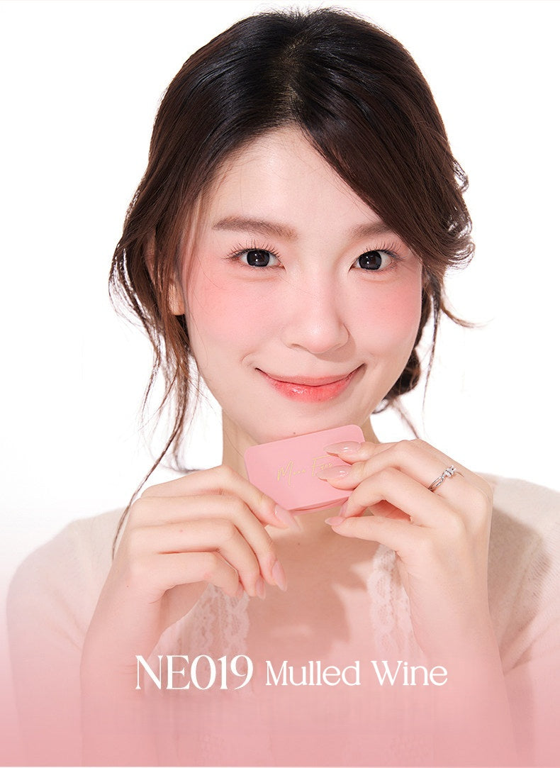 MOONEYES Romantic Collector Collection Matte Makeup Blusher T5470