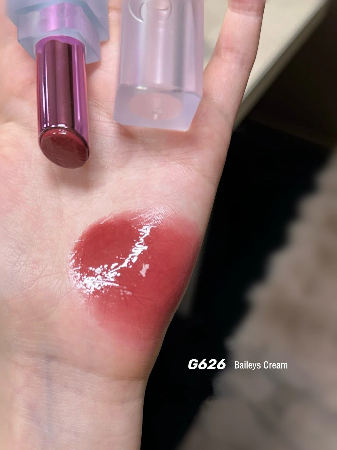 Uhue Tipsy Collection Mirror Lipstick T4129