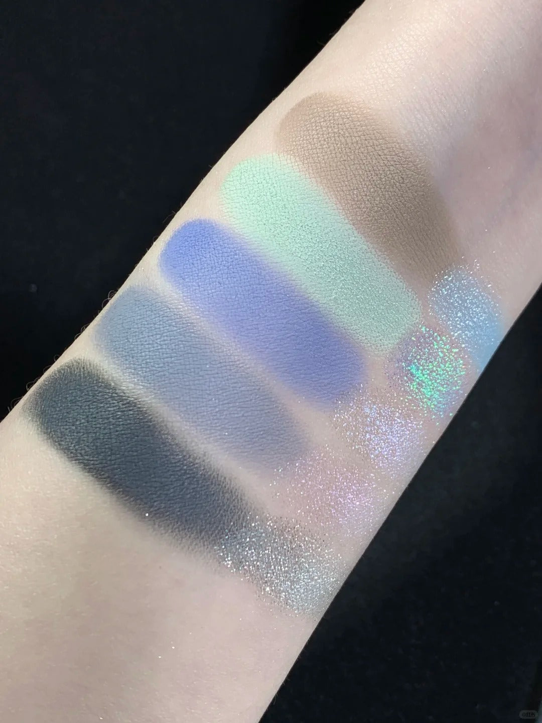 ANTHEMY Ice Ferret 10-Color Chameleon Eyeshadow Palette (3.0) T4277