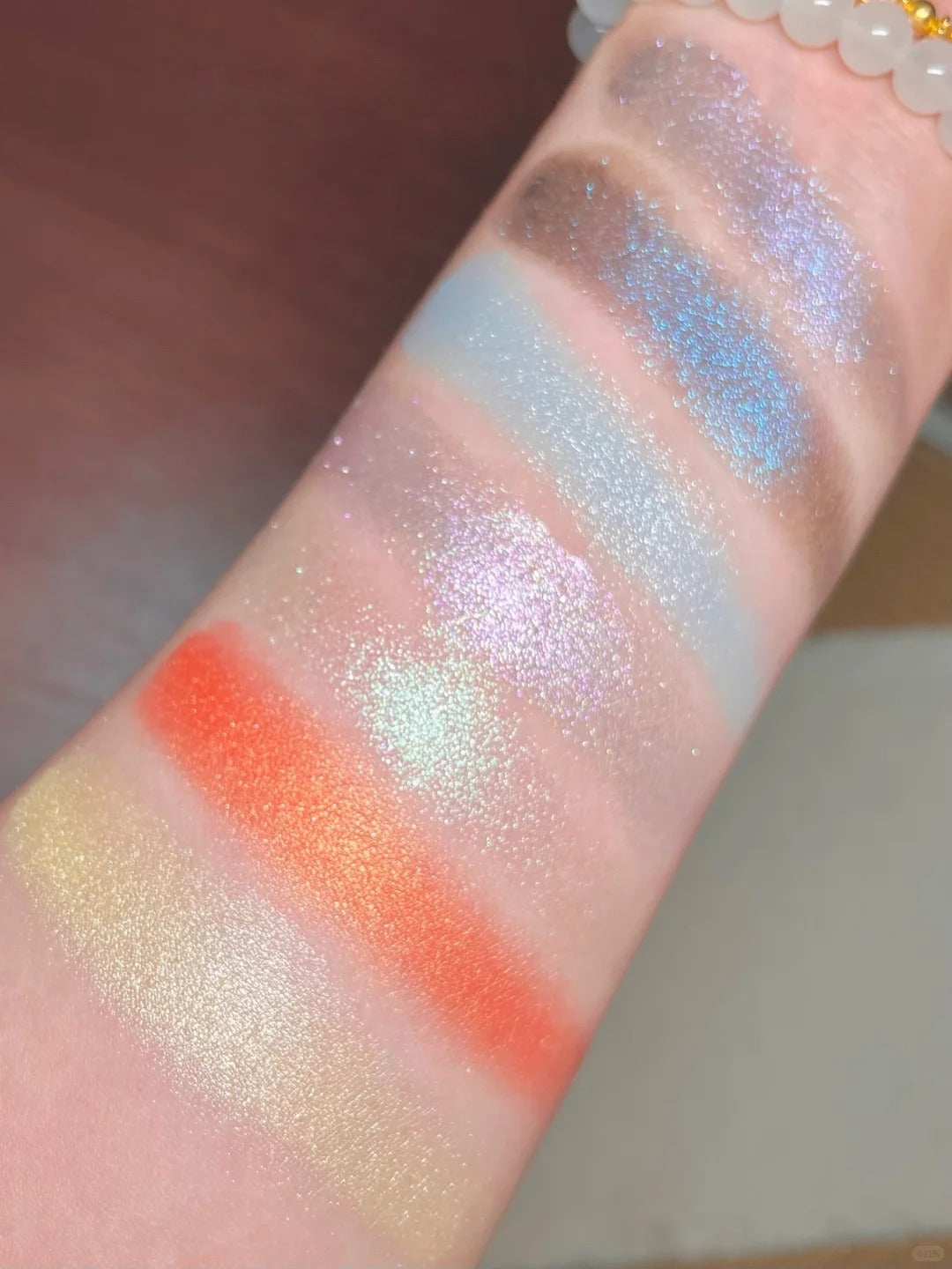 QianYan  Children's Day Collection 16-color Eyeshadow Palette T5754