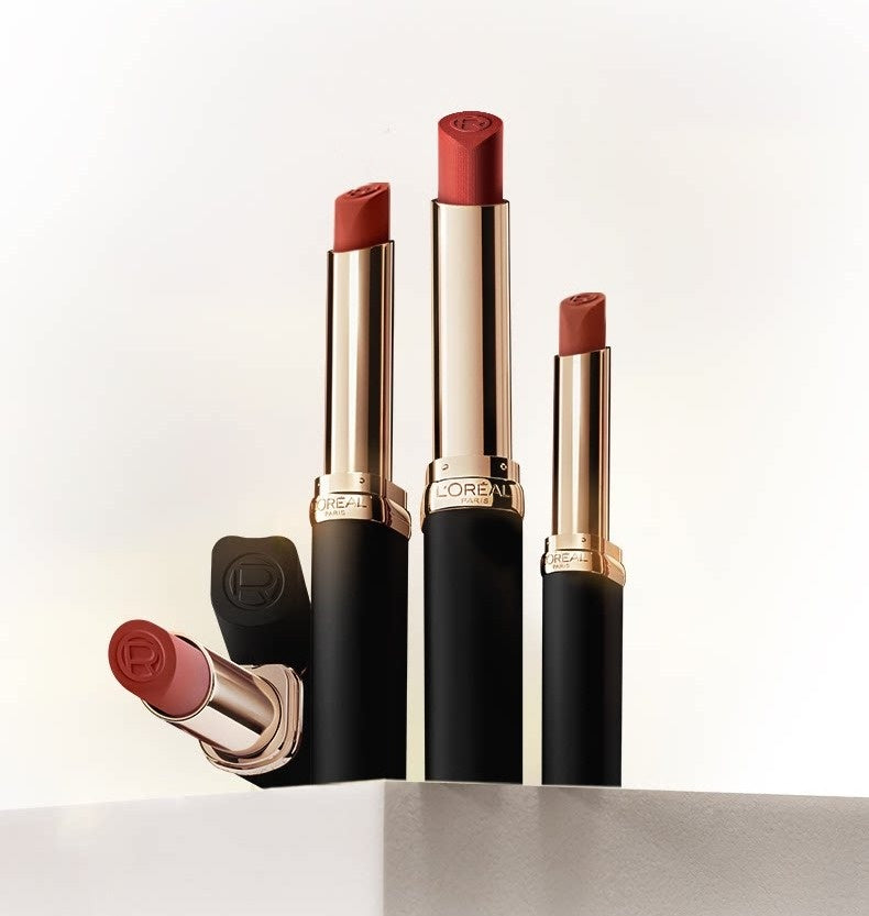 L'Oreal Glossy & Matte Black Tube Lipstick T6032