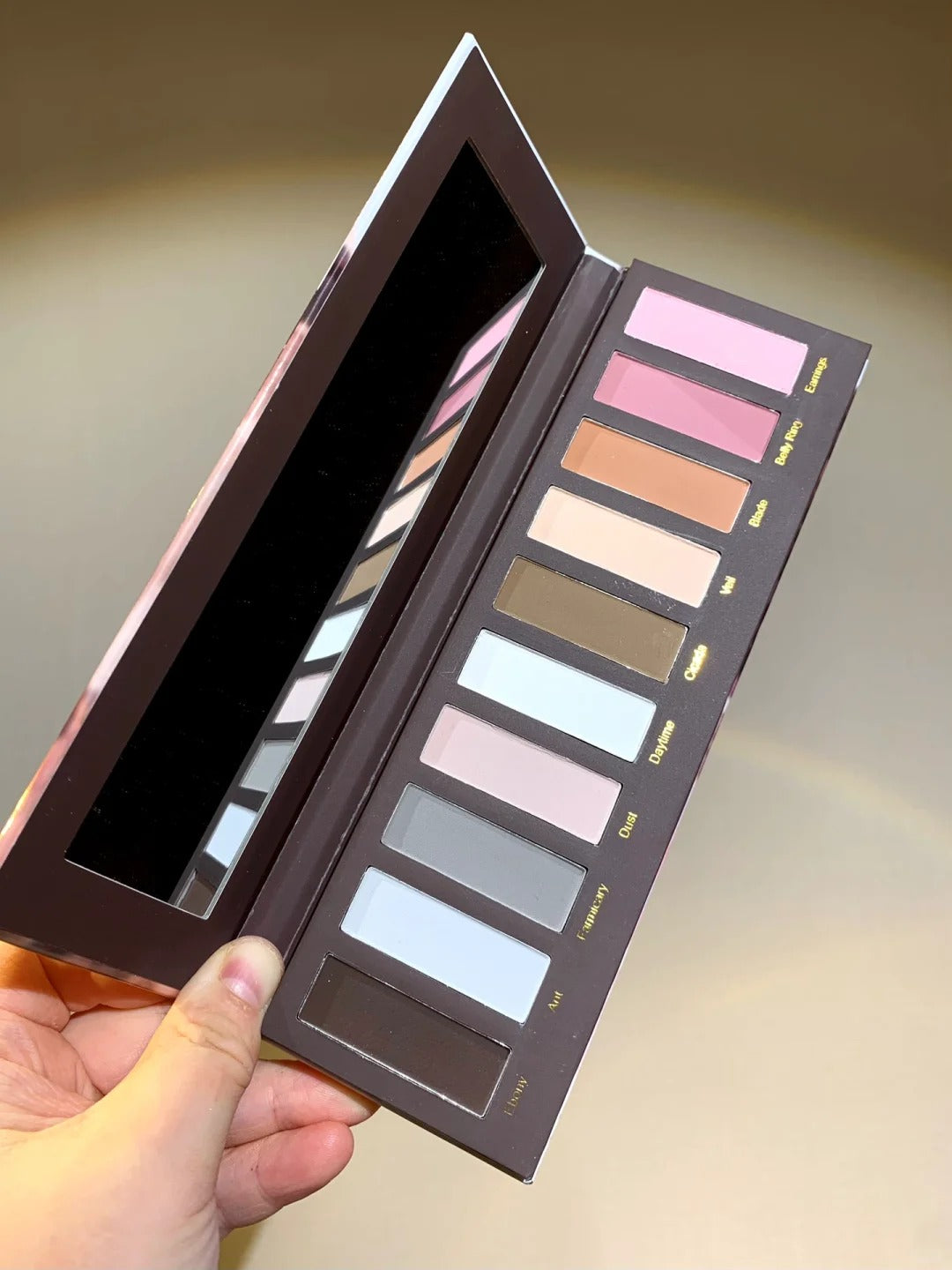 Narimi Cicada Shadow 10-Color Matte Eyeshadow Palette (7.0) T4043