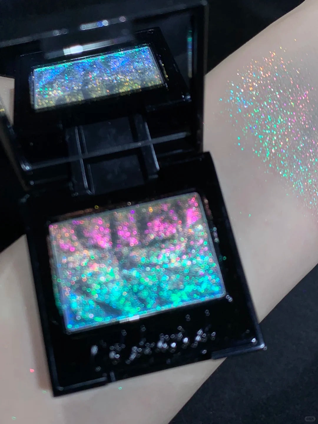 Cold N Wild Gradient Chameleon Eyeshadow #Desert Sea T5111