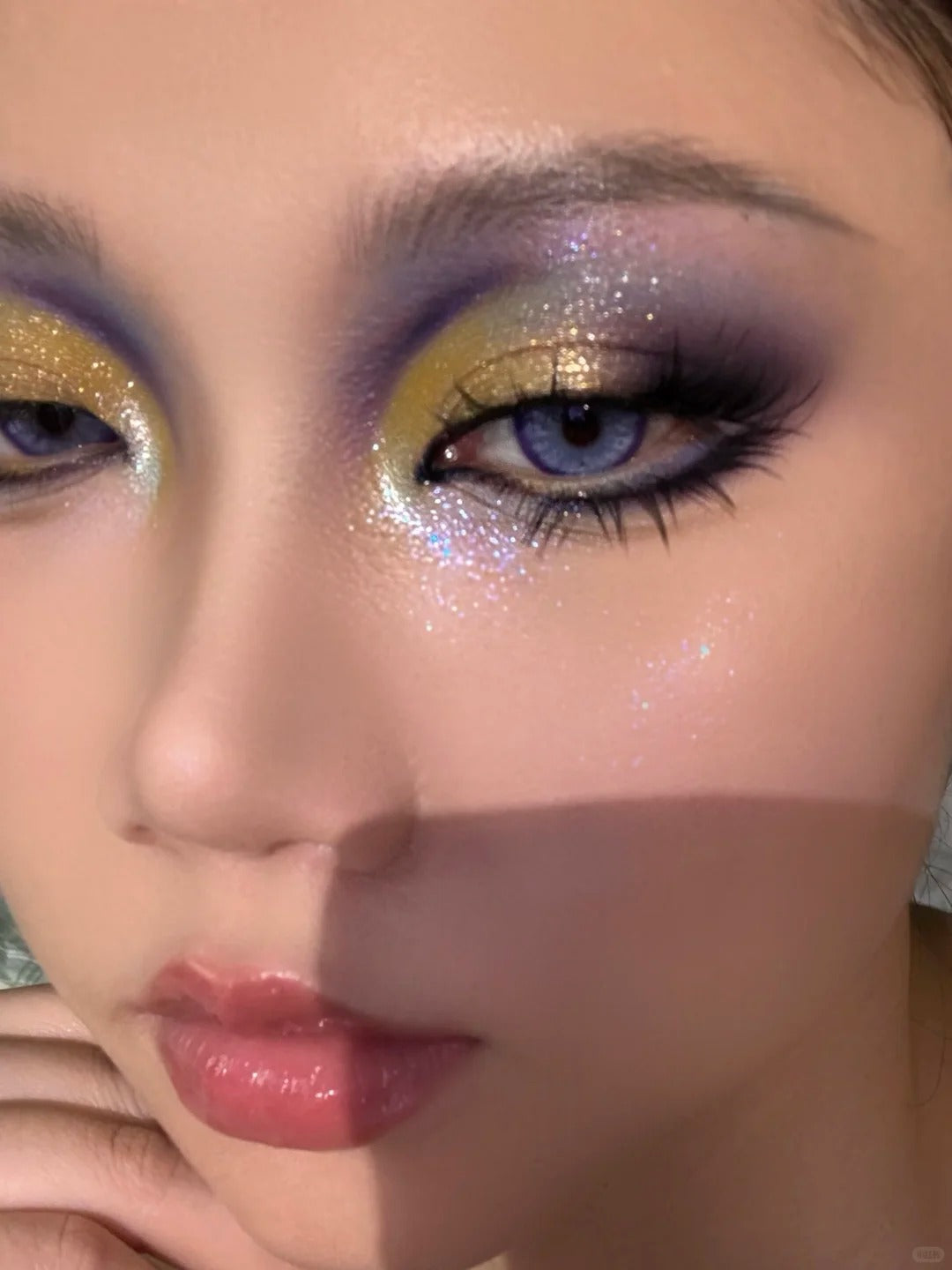 Narimi Midnight Narcissus 8-Color Chameleon Eyeshadow Palette (9.0) T5139
