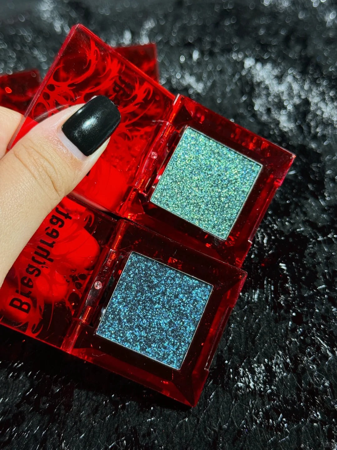 BREATHREAT Break Free Collection DIY Chameleon Eyeshadow Palette T4212