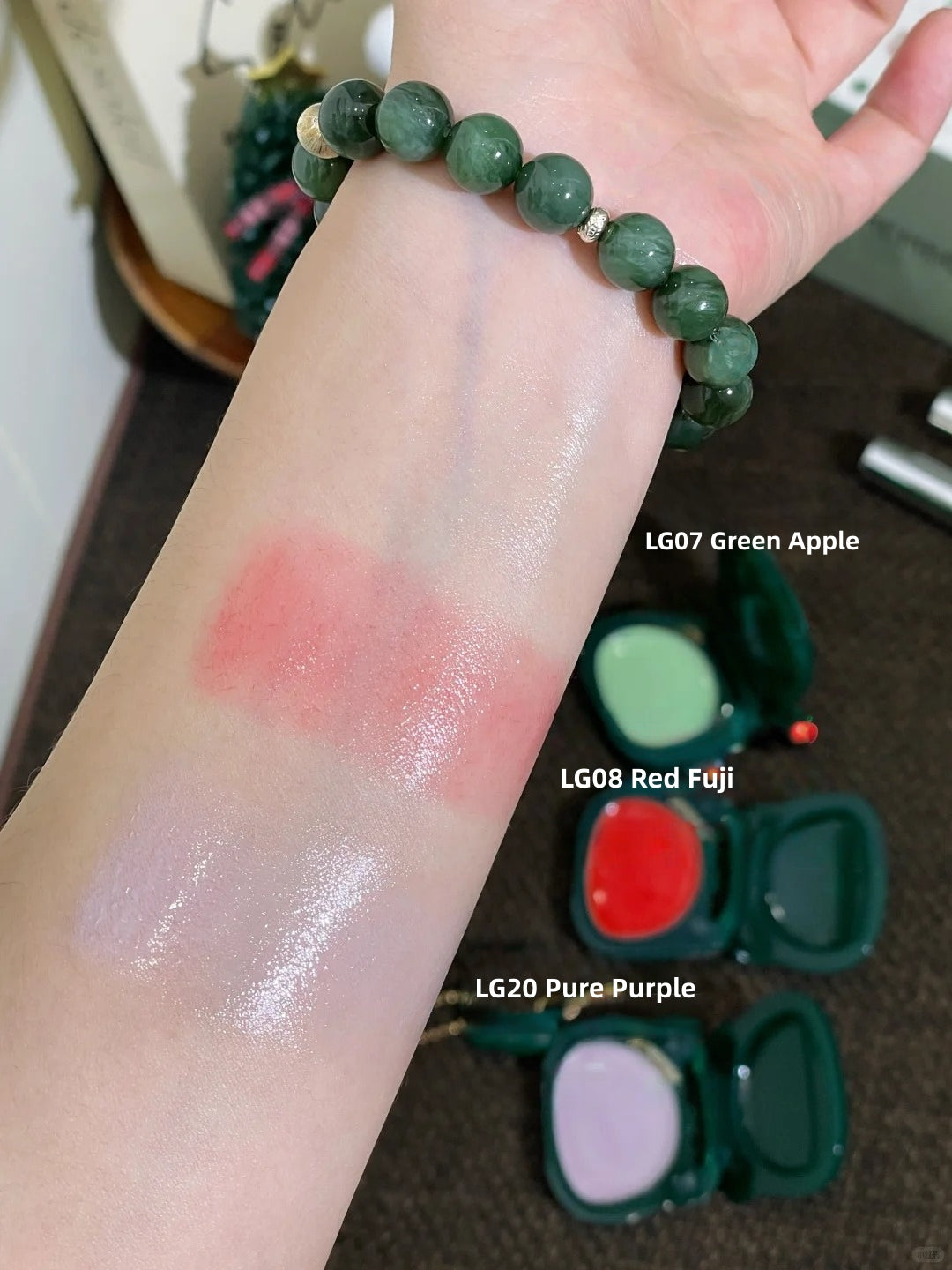 LEEMEMBER Christmas Four-leaf Clover Collection Makeup Gift Box T5370