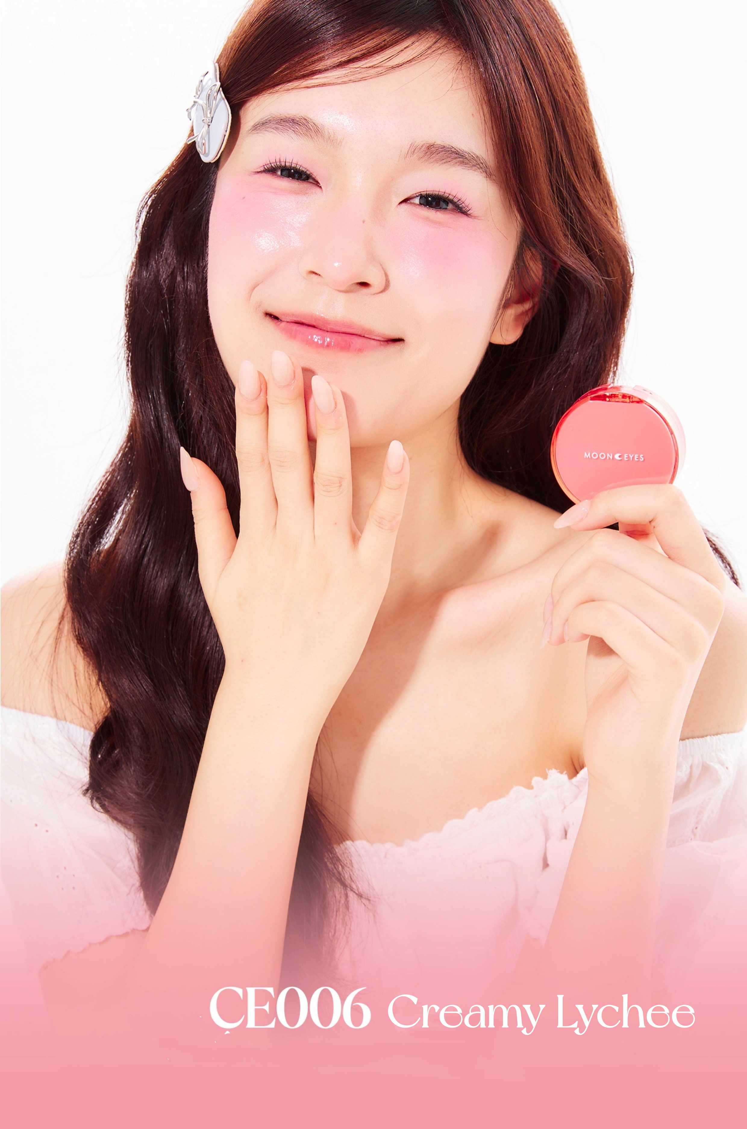 MOONEYES Emotional Explorer Collection Long-wear Moist Air Cushion Blusher T5471