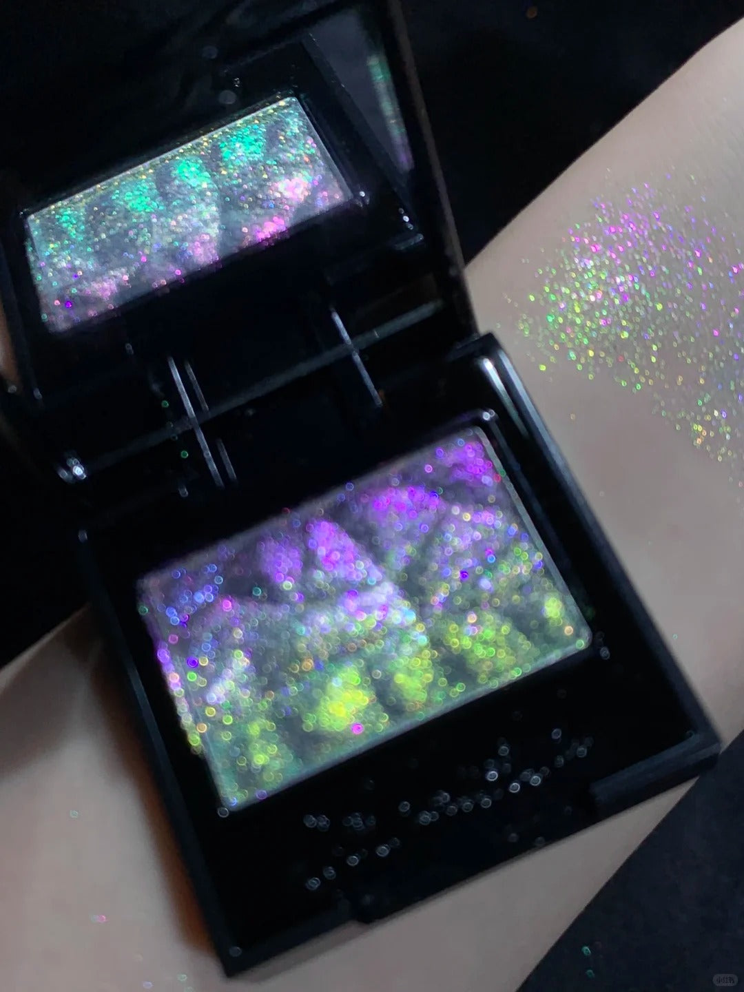 Cold N Wild Gradient Chameleon Eyeshadow #Smoke Sunset T5109