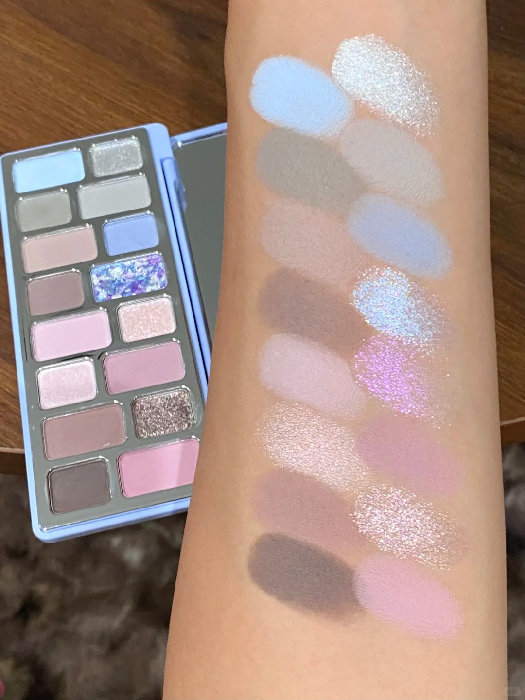 QianYan Breaking Cocoon #DreamNet Eyeshadow Palette T5102