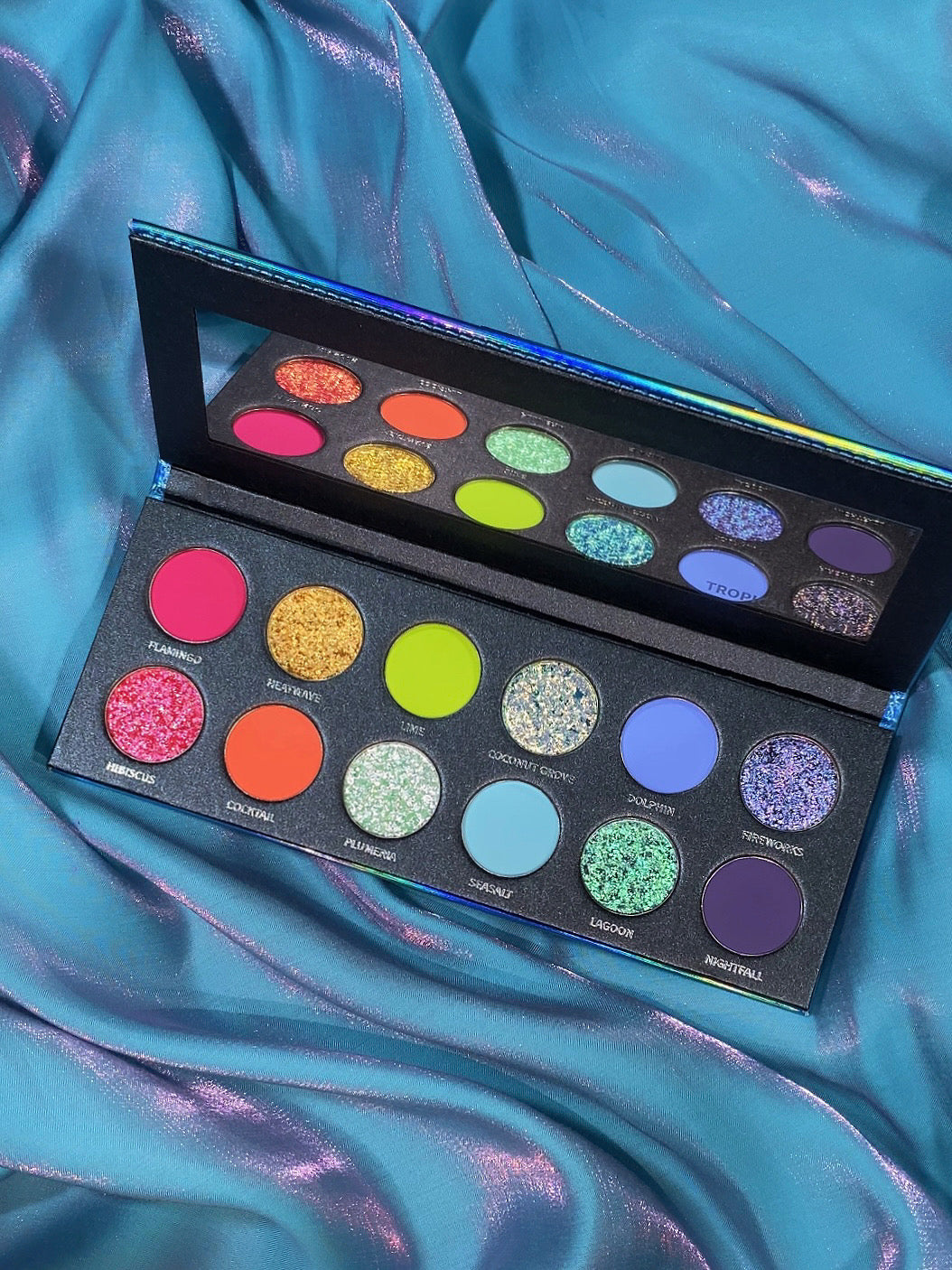 【On sale August 8, 12 pm EST】KRYPTEIN COSMETICS Tropical Mirage Chameleon Eyeshadow Palette T5943